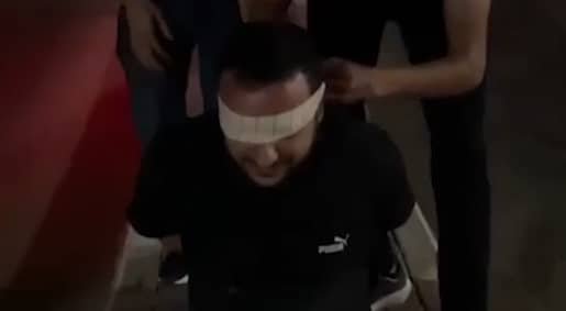 جيش الاحتلال يحتجز شاباً ويتركه مقيداً ومعصوب العينين في الشارع عقب اقتحام بلدة قباطية بـ جنين
