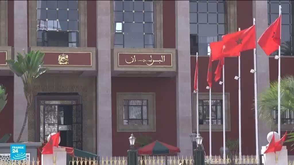 المغرب ينتخب برلمانا جديدا.. وعود التغيير تواجه شكوك الناخبين