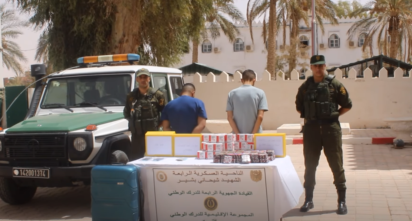 بالفيديو.. حجز أزيد من 10 آلاف قرص مهلوس وتوقيف شخصين بتقرت