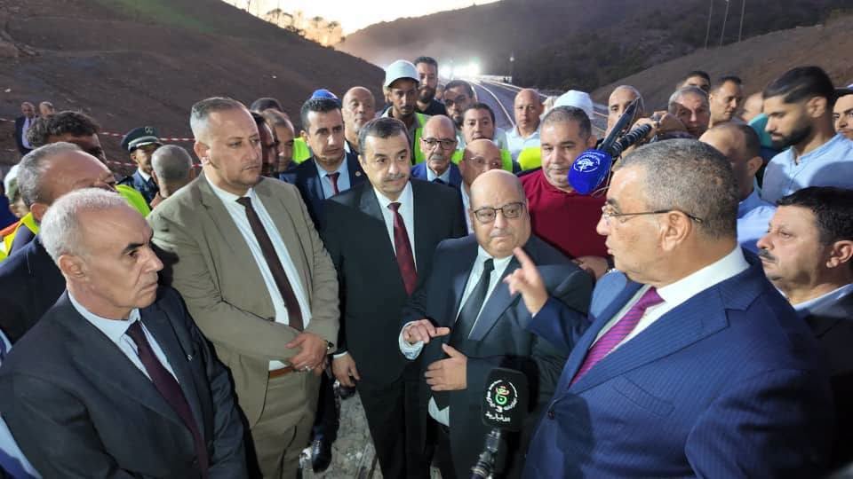 التجارب التقنية على مسافة 301 كلم من الخط المنجمي الشرقي الممتد على مسافة 422 كلم