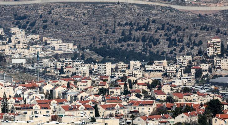 بريطانيا تشدد عقوباتها ضد استيطان الاحتلال وتكشف سبب ترددها السابق