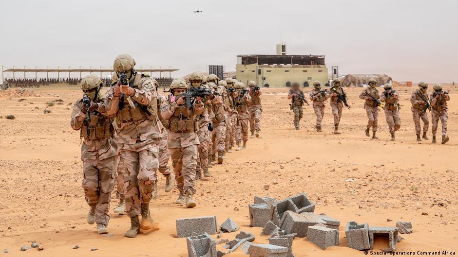 هل تقلق موسكو؟ .. مناورات تجمع أمريكا وليبيا والمغرب والجزائر