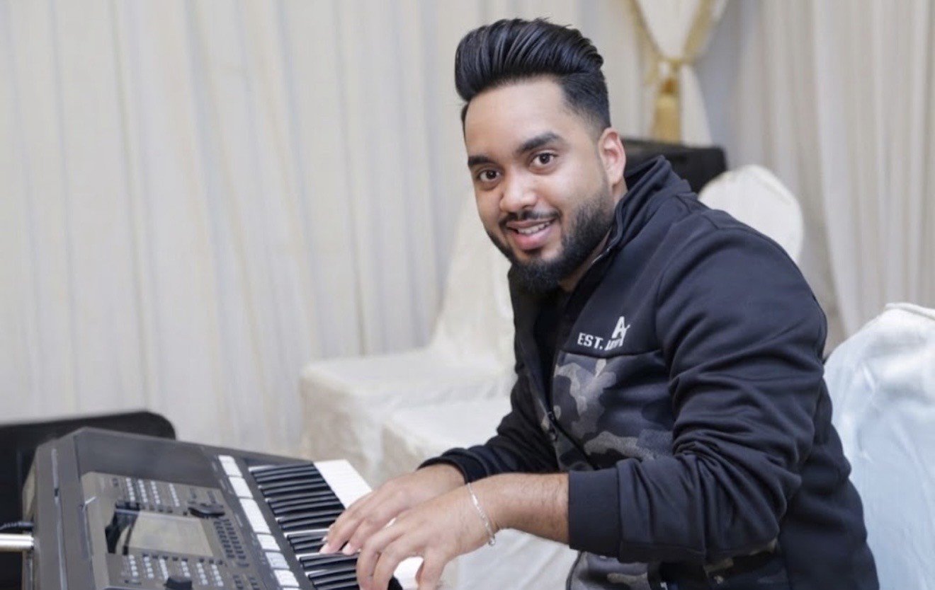 محمد الدرعي لـ«الرؤية»: أسعى إلى تقديم تجربة موسيقية تعكس الهوية العُمانية بروح عصرية
