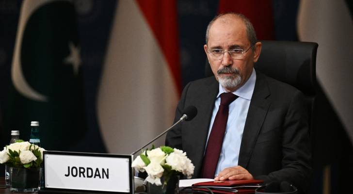 الصفدي ونظيره البريطاني يؤكدان استمرار تعزيز الشراكة وتحقيق الأمن والاستقرار الإقليمي