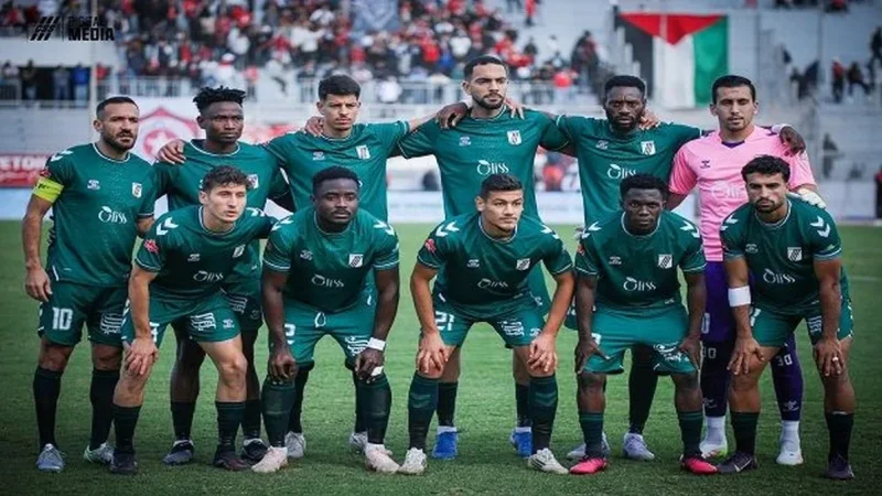 النادي الصفاقسي دون جماهيره ضد شوتينغ ستارز إيابا بسبب عقوبة 'الكاف'