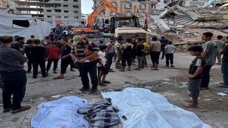 عشرات القتلى والجرحى والمفقودين بانهيار مبنى في غزة