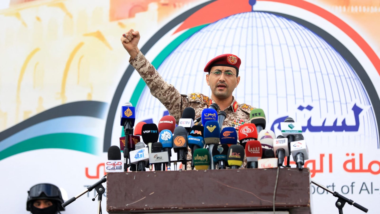 "الحصار بالحصار".. الحوثيون يتوعدون السعودية بعد إعلان "استهداف منشآت نفطية لأرامكو"