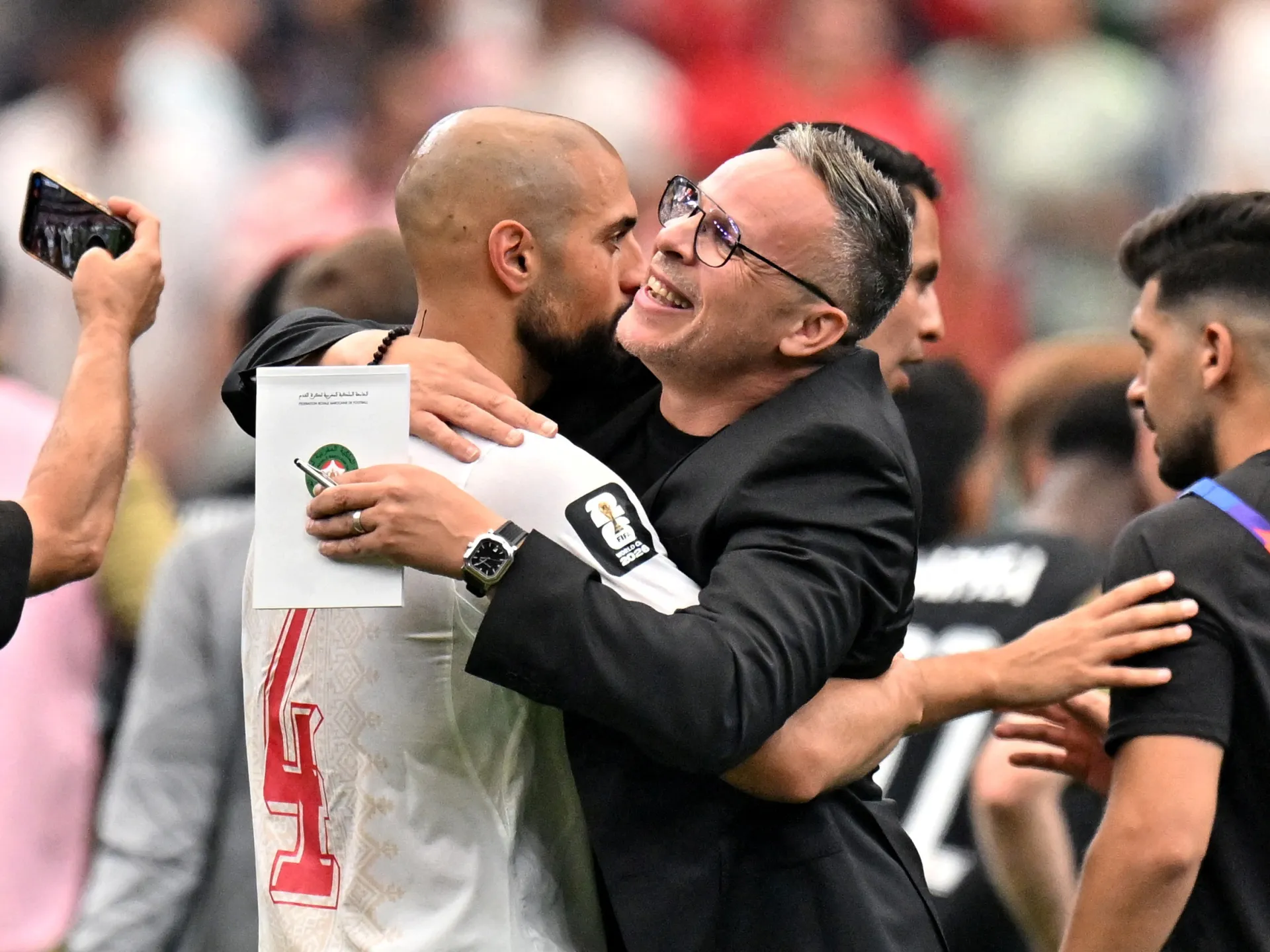 "تصريحاته غريبة".. أمرابط يرد على مدرب المغرب ويوجه رسالة لبوعدي