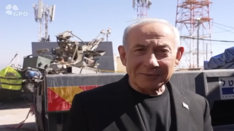 نتنياهو وكاتس يعلنان إتمام تدمير أنفاق "علي الطاهر" ويؤكدان إعادة الأمن إلى الشمال (فيديو)