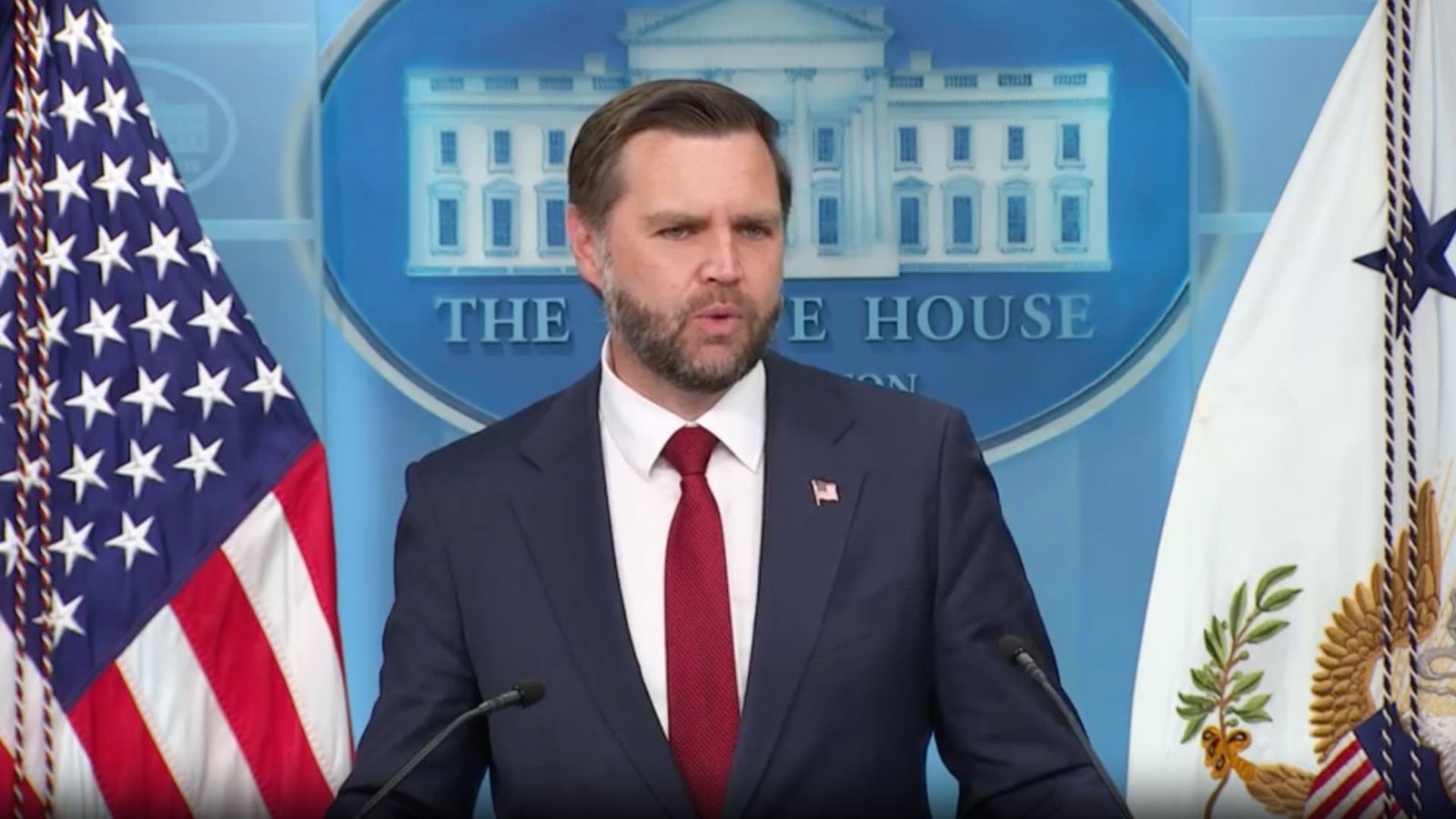 هل تقترب نهاية الحرب مع إيران؟ شاهد رد فانس على سؤال CNN