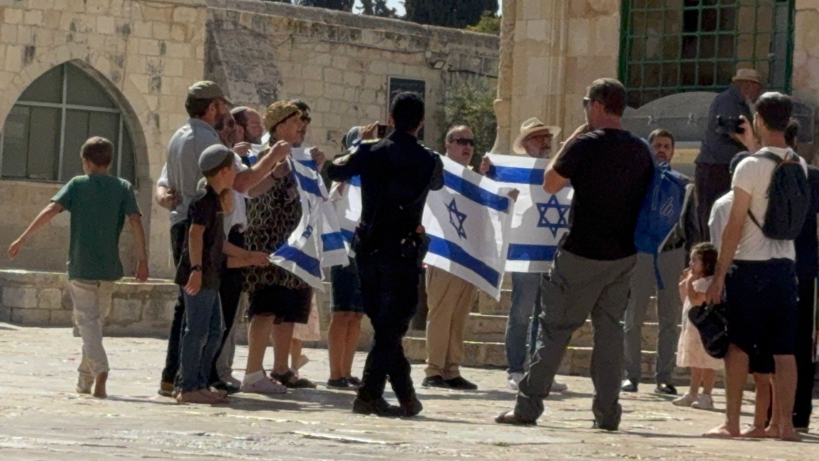 القدس الدولية: الاحتلال يعمّق التعتيم على الأقصى والأردن مطالب بالتحرك لحماية دوره