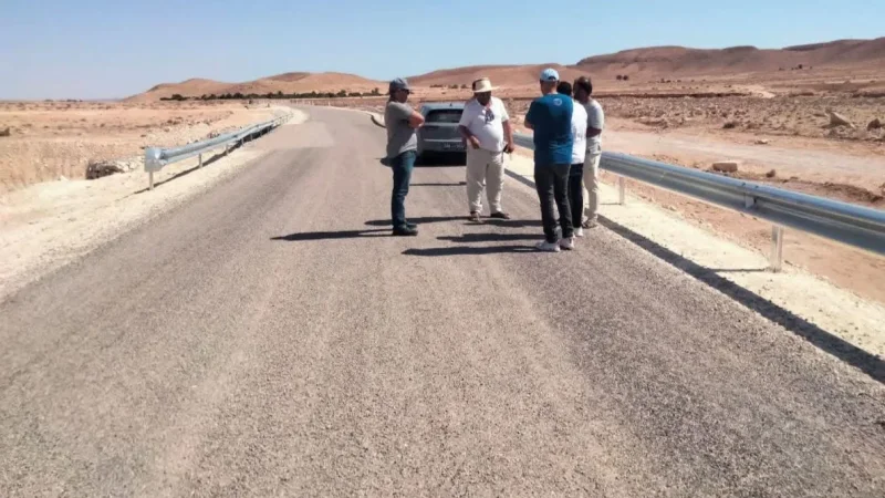إنهاء أشغال الطريق الرابطة بين زراوة الجديدة والقديمة بمطماطة