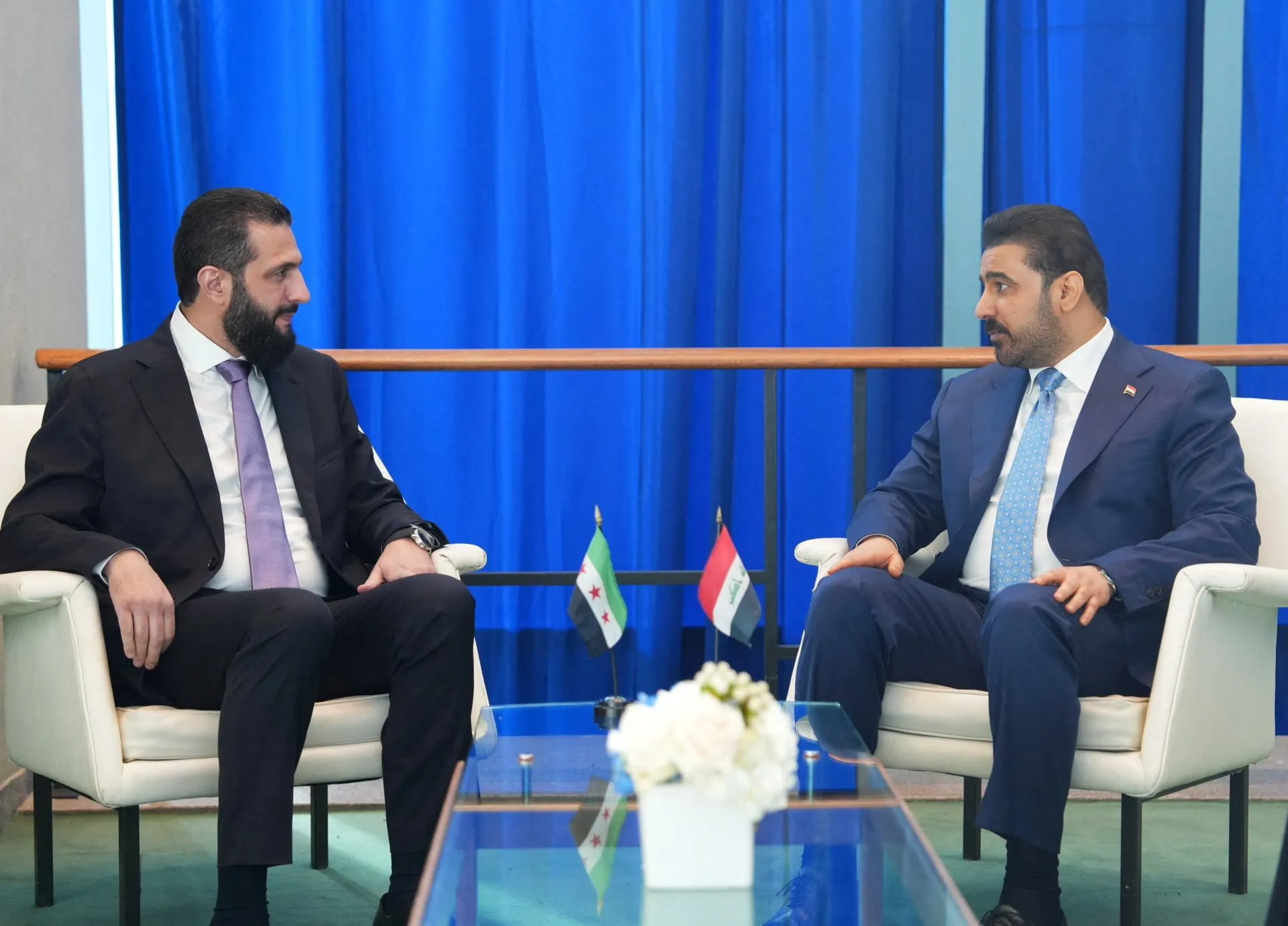 الشرع والزيدي يبحثان تعزيز التنسيق الأمني والاقتصادي بين دمشق وبغداد