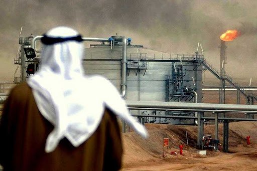 توقف خط الأنابيب السعودي يهدد بفقد 4 بالمئة من إمدادات النفط العالمية
