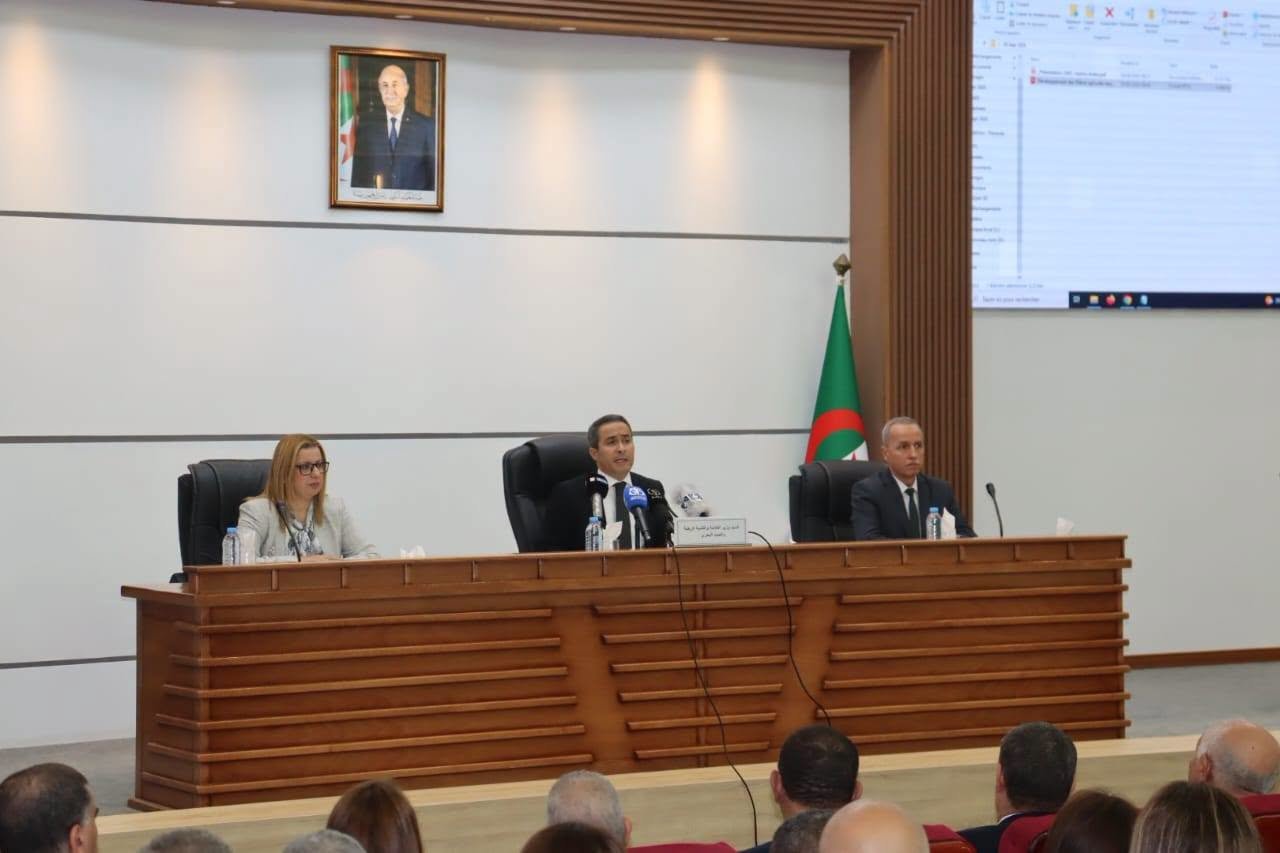 خالدي يترأس لقاءً وطنياً لتحضير الموسم الفلاحي 2026-2027