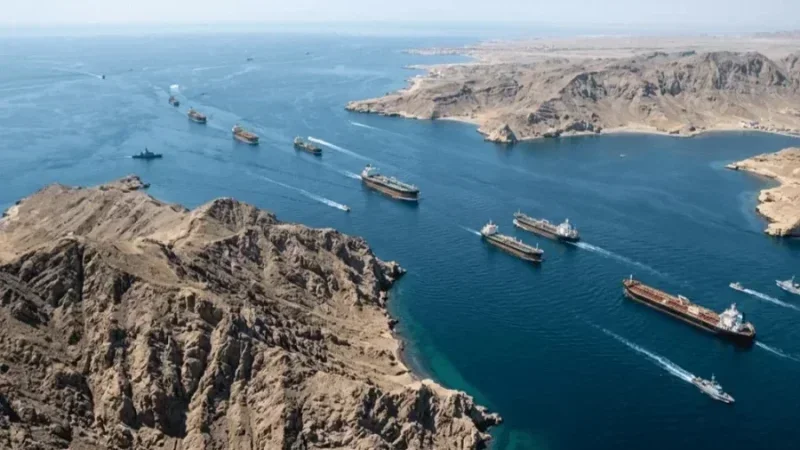 إيران تتمسك بشروطها لفتح مضيق هرمز