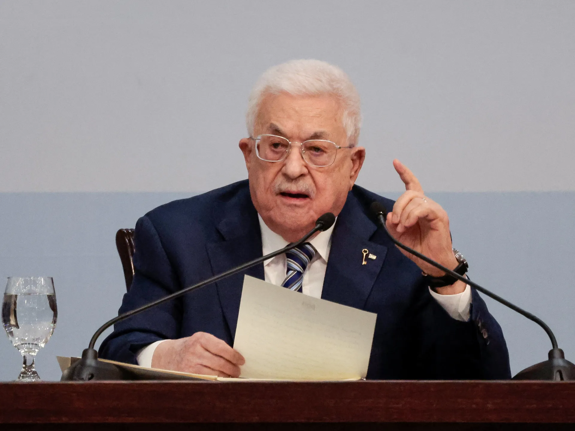 بروكسل تطالب واشنطن بمنح الوفد الفلسطيني تأشيرات دخول