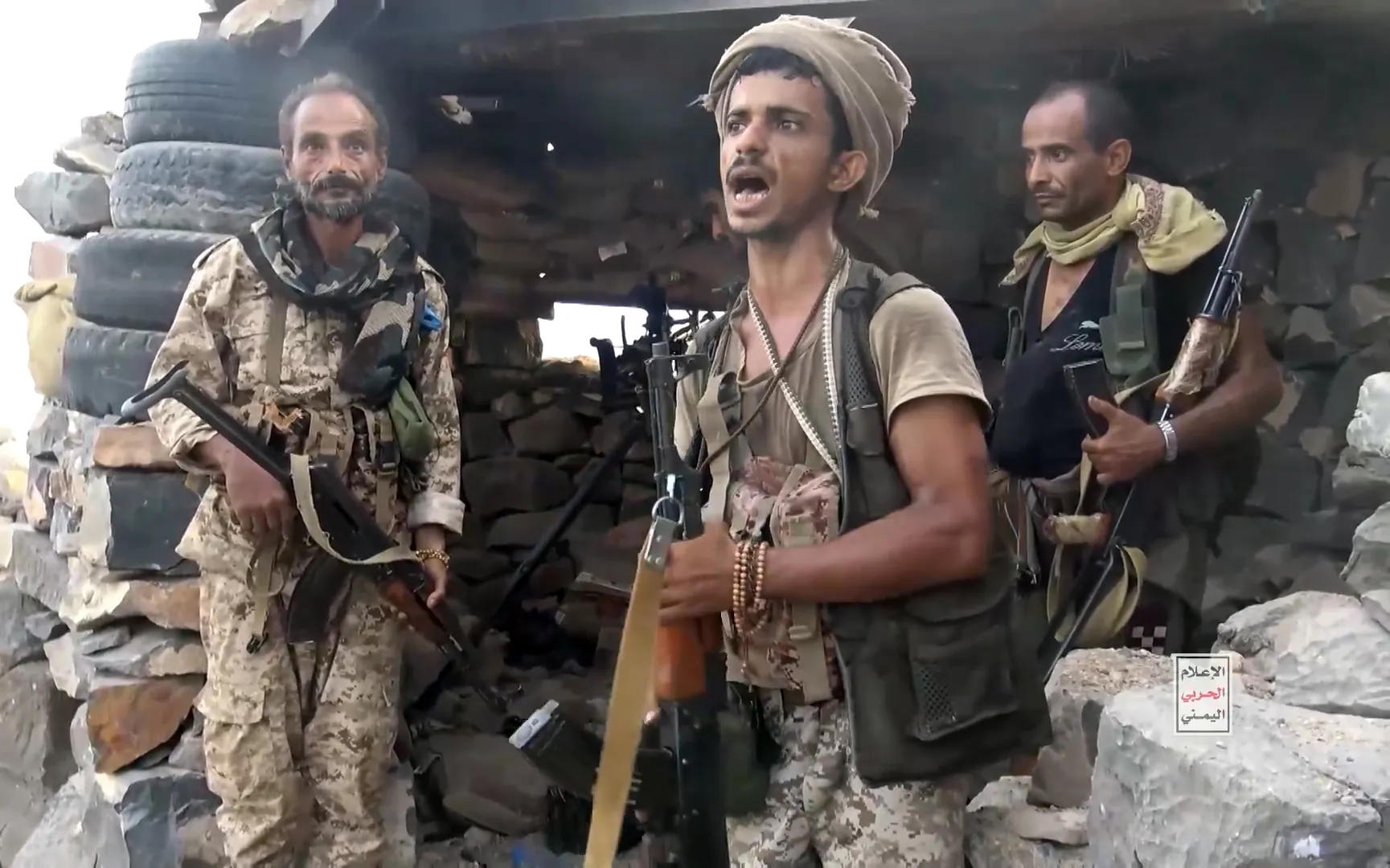 اختطاف وتصفية وتجنيد أطفال وأفارقة.. 1033 انتهاكا حوثيا في شهر