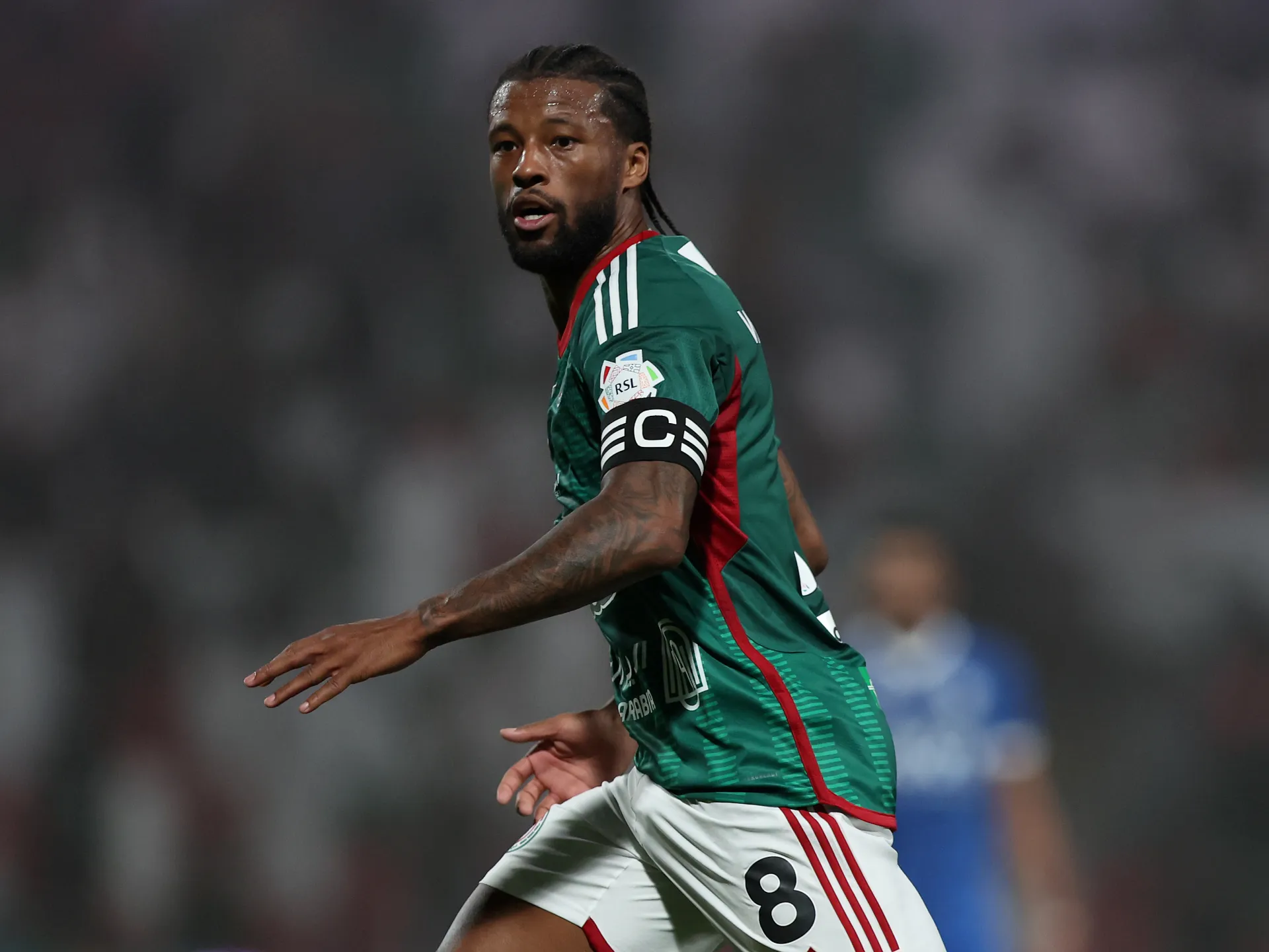 الاتحاد السعودي يعزز وسط ميدانه بالهولندي فينالدوم