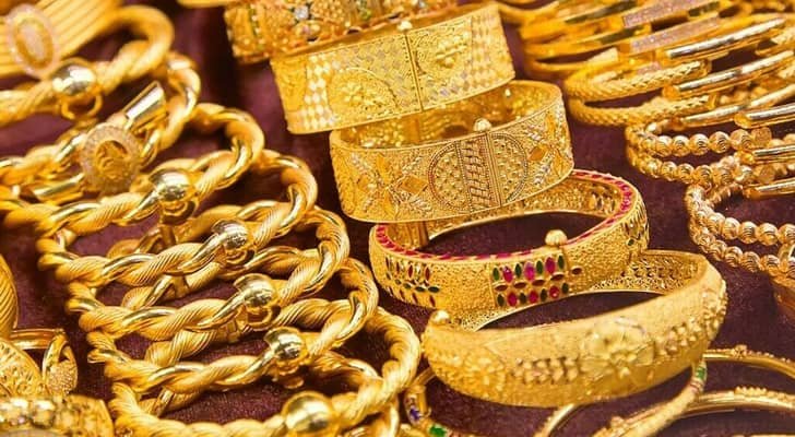 الذهب يسجل تراجعاً بنسبة 4% وسعر الأونصة يصل إلى 4113 دولاراً