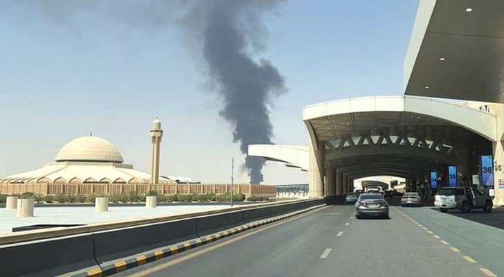 الحوثيون يعلنون استهداف أهدافاً حساسة في الرياض ومقرات لـ أرامكو في ينبع