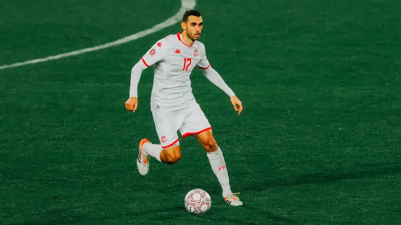 إلياس السخيري يُعلن اعتزاله اللعب دوليا