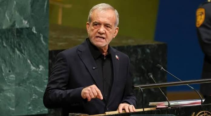 الرئيس الإيراني يعلن الانفتاح على التفتيش النووي والرغبة في اتفاق مع واشنطن
