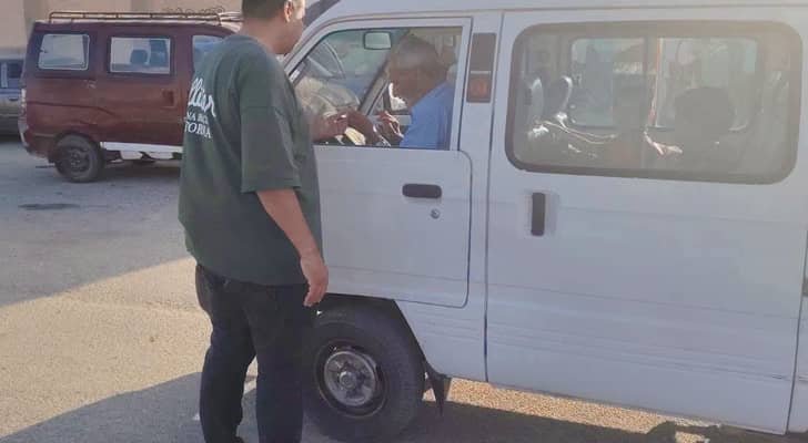 ضبط 3 سائقين لحافلات مدرسية يتعاطون الحشيش والهيروين في أول أسبوع دراسي بمصر