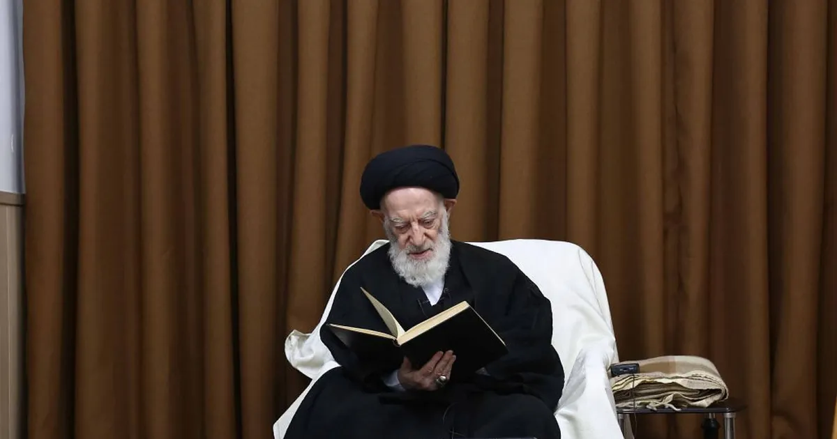 بعد رحيل الشبيري الزنجاني.. من يحمل إرث "الانسداد" في حوزة قم؟