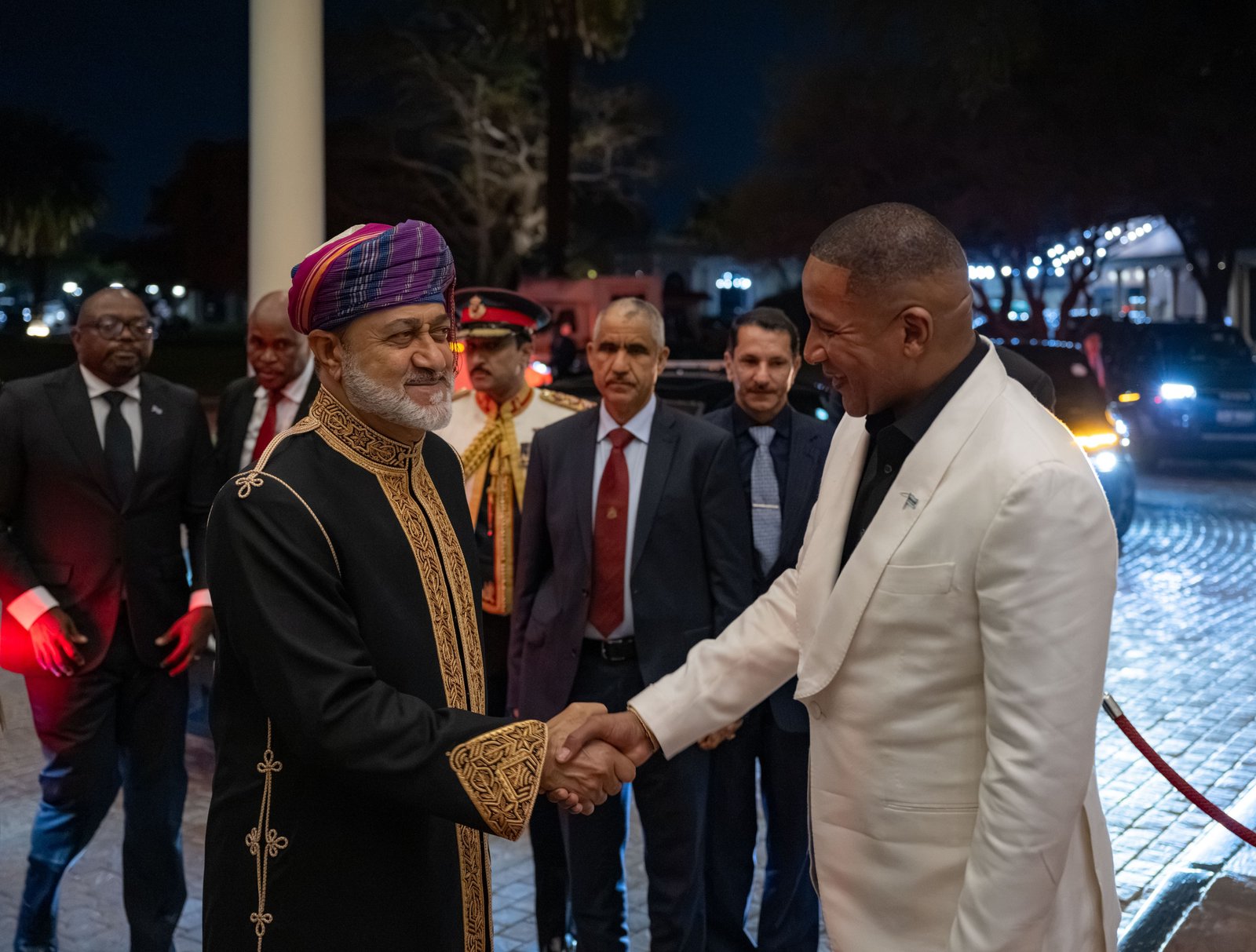 عمان وبوتسوانا توقعان على 9 مذكّرات اتفاق وتفاهم