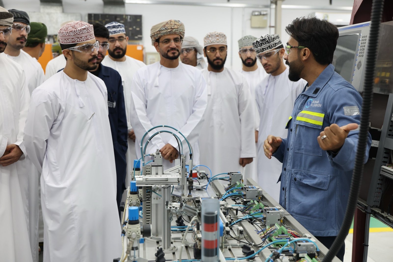 انطلاق أولى برامج مبادرة "تمكين" لتأهيل الخريجين لسوق العمل