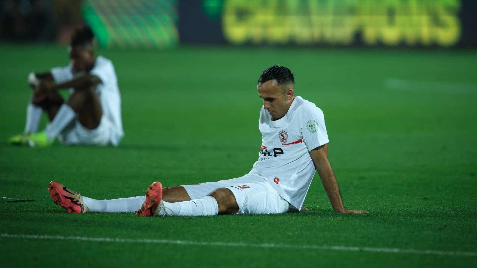 إيقاف وإحالة إلى التحقيق.. الزمالك يتخذ إجراءات بحق لاعبه ناصر منسي