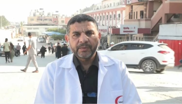 الاحتلال يعتدي على الطبيب مروان الهمص بحضور بن غفير ويتركه بكسور وآلام حادة