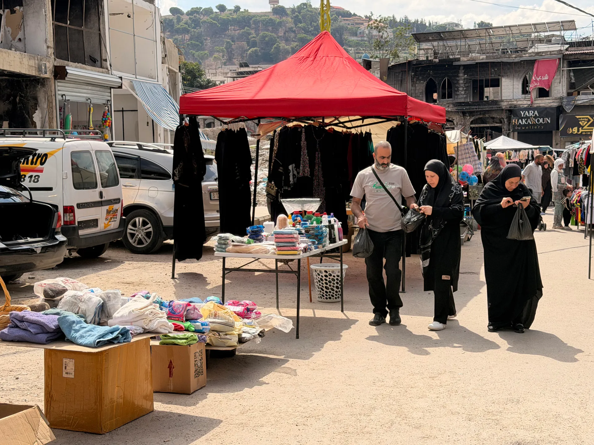 من الركام إلى البسطة.. "سوق الاثنين" يعيد الحياة إلى النبطية جنوبي لبنان؟