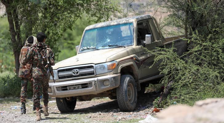 الجيش اليمني يعلن تنفيذ 2103 استهداف للحوثي ضمن عملية فجر اليمن