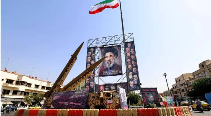 بتهم التجسس لصالح طهران.. 3 إيرانيين يمثلون أمام القضاء البريطاني