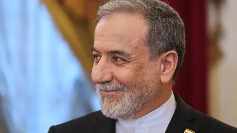 عراقجي: إذا امتثلت أمريكا لشروطنا سيفتح مضيق هرمز في 6 أيام