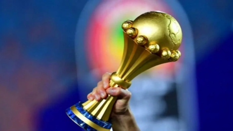 "الكاف" يقرر العودة لإقامة كأس الأمم الإفريقية كل عامين