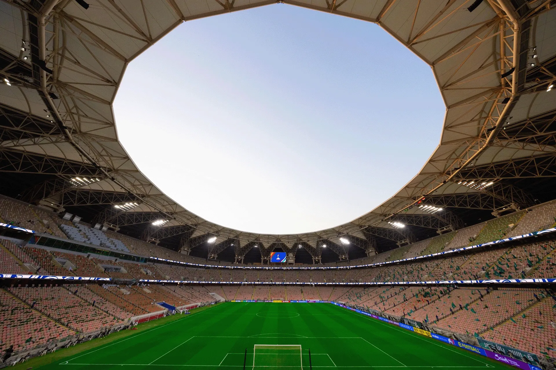 مباشر.. مباراة السعودية ضد قطر في نصف نهائي كأس الخليج