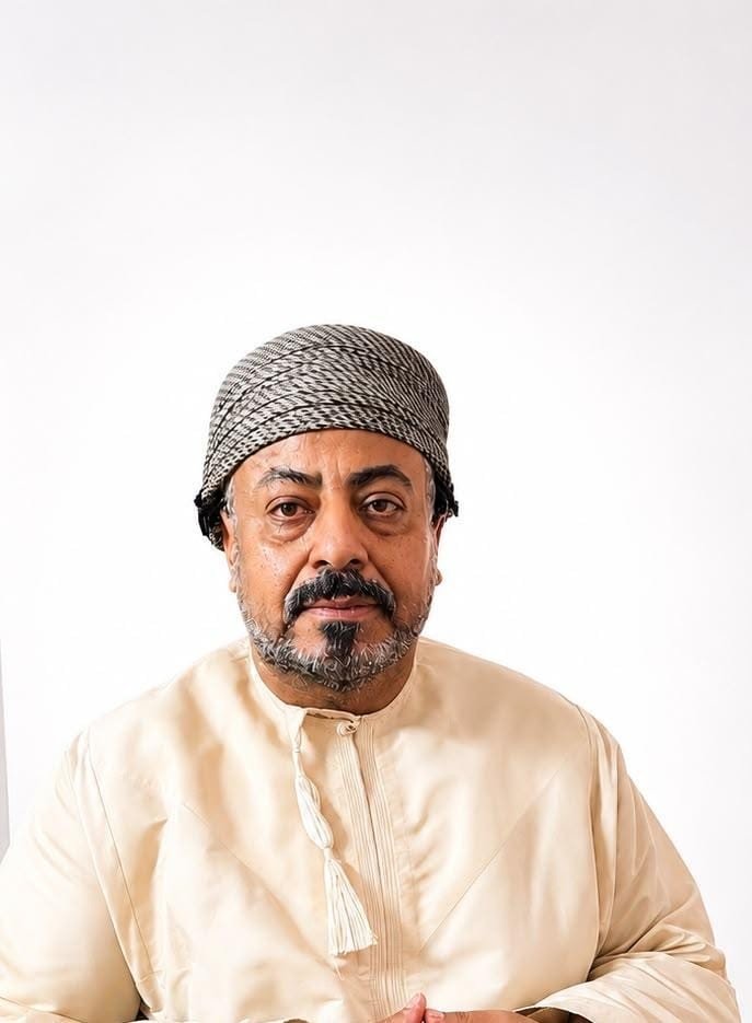 من أخبرنا أن الشاعر كان عاشقًا؟