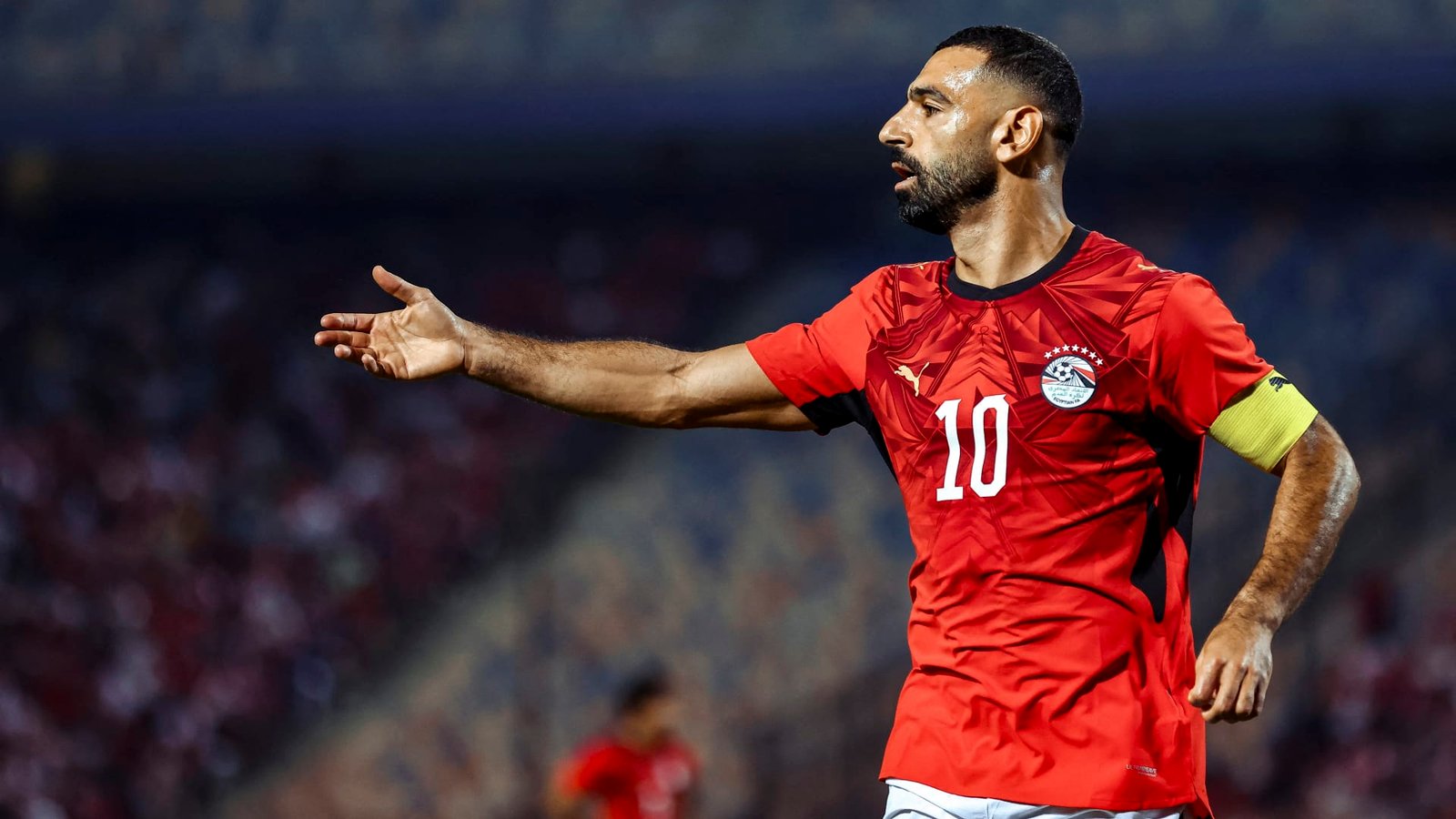 بـ3 كلمات.. ساويرس يعلَّق على تدوينة لإبراهيم عيسى عن محمد صلاح