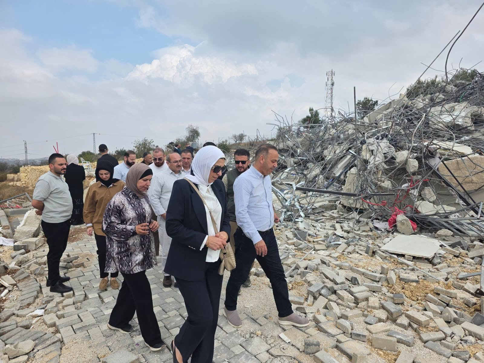 الاحتلال يهجّر 4969 فلسطينياً قسراً في الخليل لليوم الخامس وسط تصاعد الانتهاكات