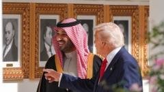 "منح السعودية شروطاً نووية أكثر مرونة قد يدفع الإمارات للمطالبة بالمثل" - في واشنطن بوست