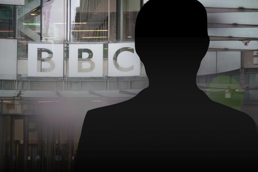 مذيع في BBC: مؤسستنا متواطئة مع إسرائيل بتغطية حرب الإبادة بغزة