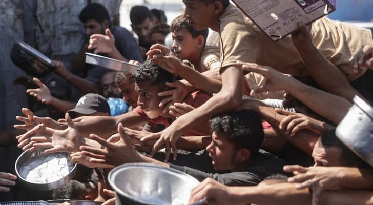 بعد وقوفه مع ضحايا الجوع في غزة.. منظمة الأغذية والزراعة في الأمم المتحدة تنهي خدمة مسؤول أممي