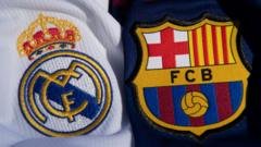 الكلاسيكو: برشلونة يسعى لتوسيع الفارق، وريال مدريد يتلقى "ضربة موجعة"