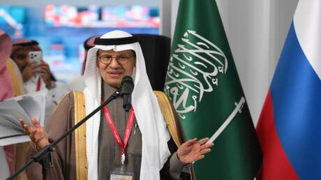 وزير الطاقة السعودي يطمئن الأسواق: خط "شرق - غرب" يعمل
