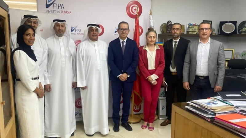 مساع لاستقطاب استثمارات بحرينية ودفع إنجاز مشروع المرفأ المالي