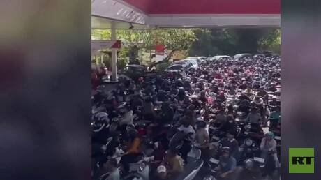 إندونيسيا.. نقص الوقود يشل محطات في جزيرة بالي السياحية