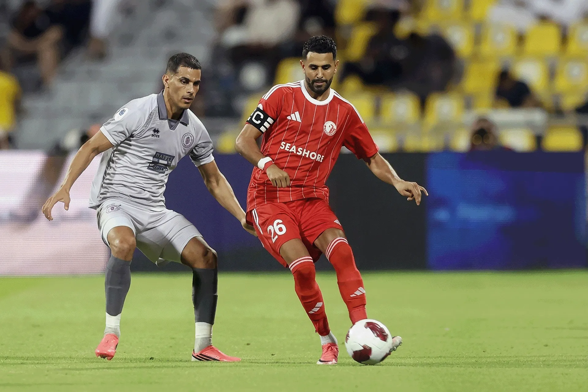 الدوري القطري: الشمال يتعادل سلبيا مع لوسيل في أول ظهور للجزائري محرز